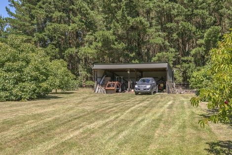 Photo of property in 1499 Tram Road, Swannanoa, Rangiora, 7475