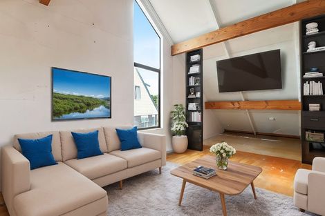 Photo of property in 10 Te Ana Place, Lynmore, Rotorua, 3010