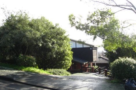 Photo of property in 9 Nehru Place Cashmere Christchurch City