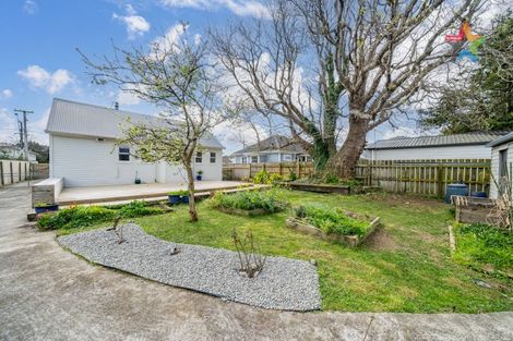Photo of property in 176 Naenae Road, Naenae, Lower Hutt, 5011