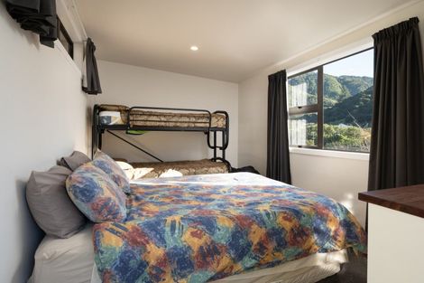 Photo of property in 7 Webster Place, Picton, 7220