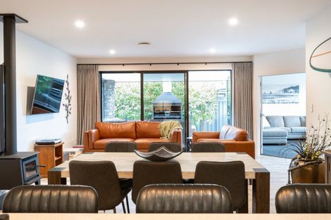 Photo of property in 131 Arataki Road, Havelock North, 4130