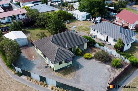 Photo of property in 15 Merrington Crescent, Aranui, Christchurch, 8061