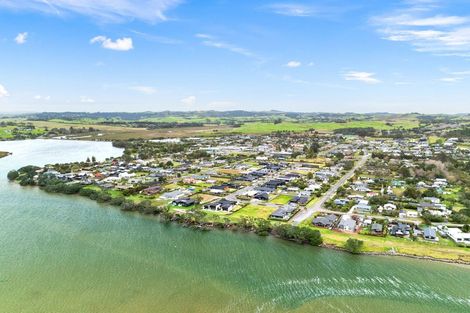Photo of property in 23 William Gilbert Drive, Mangawhai, 0505