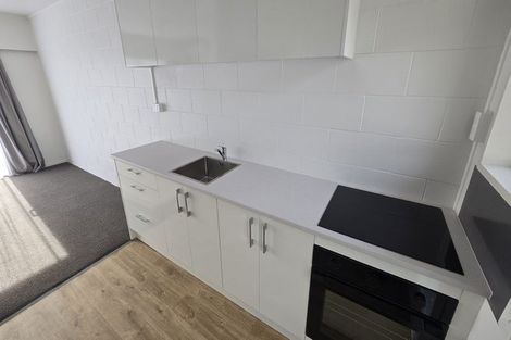 Photo of property in 12 Margaret Road, Papatoetoe, Auckland, 2025