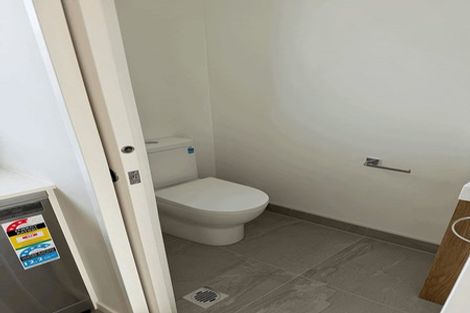 Photo of property in 43 Waipuhinui Way, Wiri, Auckland, 2104