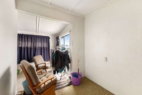 Photo of property in 17 Standish Street, Inglewood, 4330