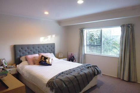 Photo of property in 6 Ross Grove, Paraparaumu, 5032