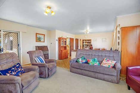 Photo of property in 102 Matai Street, Castlecliff, Whanganui, 4501