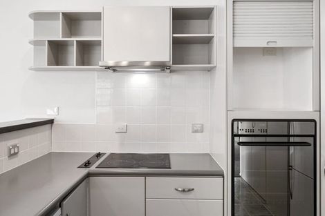 Photo of property in Oceanside Tower 1, 5/2d Marine Parade, Mount Maunganui, 3116