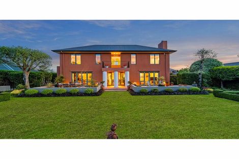 Photo of property in 16 Ridgewood Place, Shirley, Christchurch, 8061