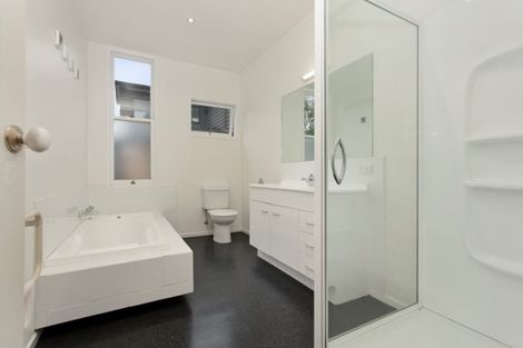 Photo of property in 87 Sarsfield Street, Herne Bay, Auckland, 1011