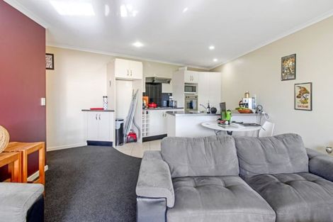 Photo of property in 26d Andrew Young Street, Palmerston North, 4410