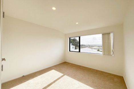 Photo of property in 6a Geordie Street, Henderson, Auckland, 0612