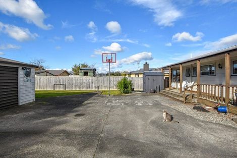 Photo of property in 22 Fisher Place, Carterton, 5713