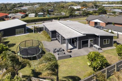 Photo of property in 518a Manutahi Road, Lepperton, New Plymouth, 4373