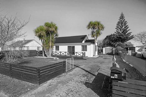Photo of property in 4 Iredale Road, Hawera, 4610