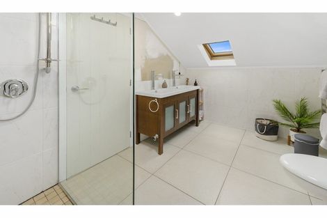 Photo of property in 74 Harbour View Road, Point Wells, Warkworth, 0986