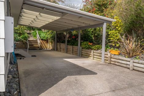 Photo of property in 38 Stratford Drive, Cable Bay, 0420