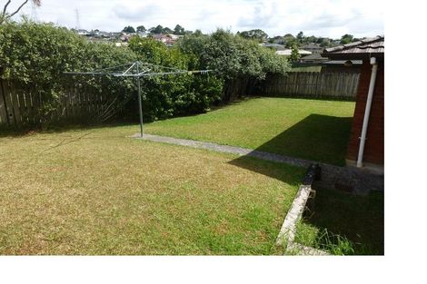 Photo of property in 7 Sherpa Place, Massey, Auckland, 0614