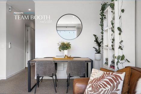 Photo of property in 8/1 Genevieve Lane, Hobsonville, Auckland, 0616