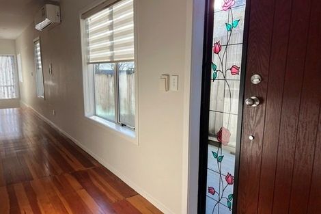 Photo of property in 41 Clayburn Road, Glen Eden, Auckland, 0602