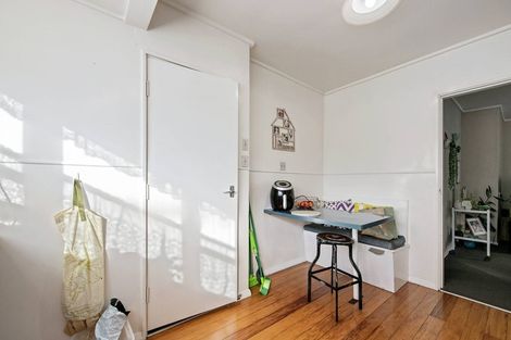 Photo of property in 101 Gibbons Street, Ebdentown, Upper Hutt, 5018