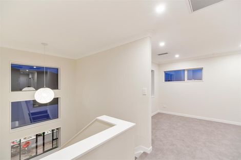 Photo of property in 175 Godfrey Drive, Orewa, 0931