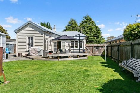 Photo of property in 198 Shakespeare Street, Leamington, Cambridge, 3432