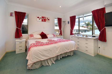 Photo of property in 1/840 Whangaparaoa Road, Manly, Whangaparaoa, 0930