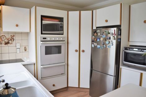 Photo of property in 4 Tararua Crescent, Otaki, 5512