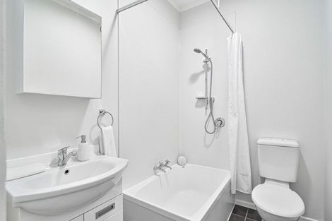 Photo of property in 401 Jervois Street, Mayfair, Hastings, 4122