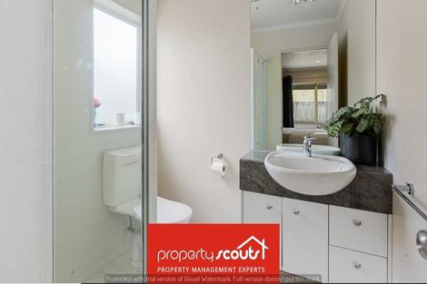 Photo of property in 10 Peachstone Lane, Henderson, Auckland, 0612
