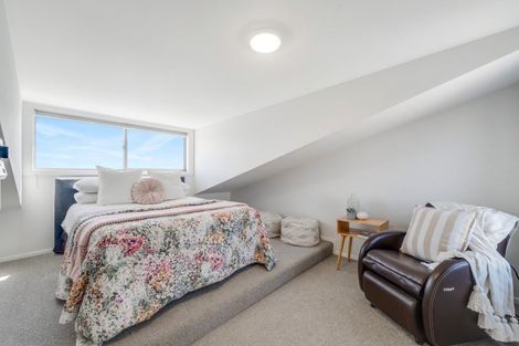 Photo of property in 26 Falstaff Place, Half Moon Bay, Auckland, 2012