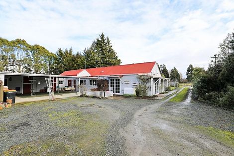 Photo of property in 150 Channel Road, Winton, 9781