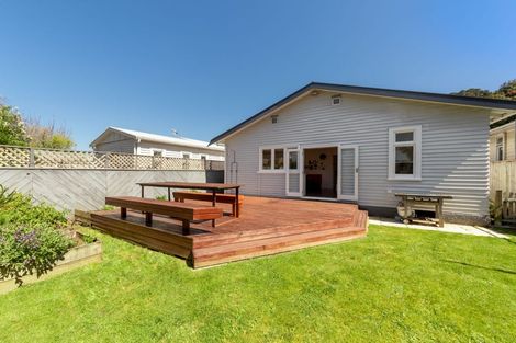 Photo of property in 24 Riddlers Crescent, Petone, Lower Hutt, 5012