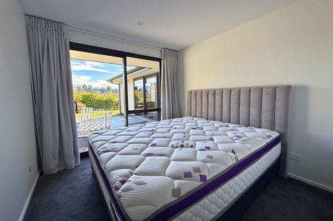 Photo of property in 8 Tahi Street, Albert Town, Wanaka, 9305