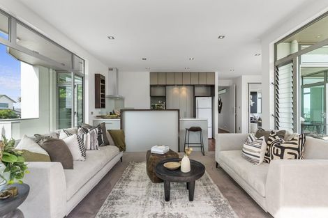 Photo of property in 80 Bleakhouse Road, Howick, Auckland, 2014