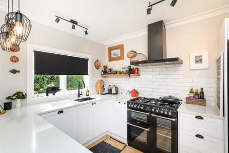 Photo of property in 41 Hammond Street, Bulls, 4818