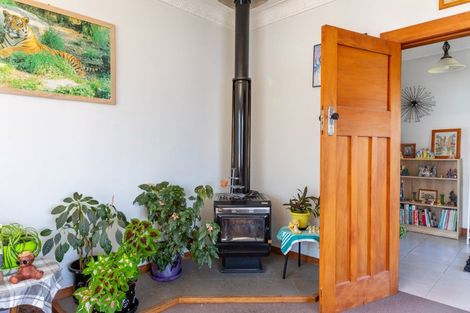 Photo of property in 4 Ranfurly Street, Dannevirke, 4930