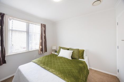 Photo of property in 27 Pembroke Street, Highbury, Palmerston North, 4412