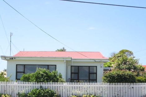 Photo of property in 125 Shortland Street, Wainoni, Christchurch, 8061