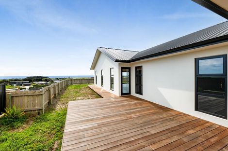 Photo of property in 9a Impact Avenue, Bell Block, New Plymouth, 4312