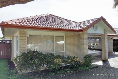 Photo of property in 256 Cascades Road, Botany Downs, Auckland, 2010