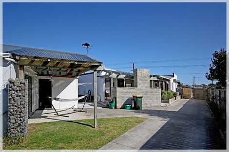 Photo of property in 51 Nash Parade, Foxton Beach, Foxton, 4815