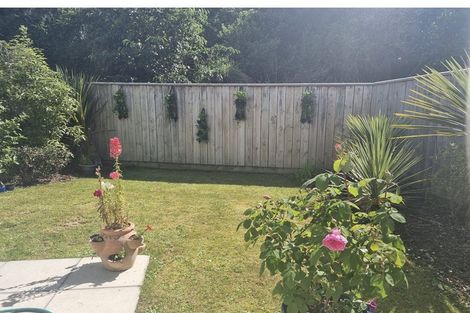 Photo of property in 6 Glide Lane, Whitby, Porirua, 5024