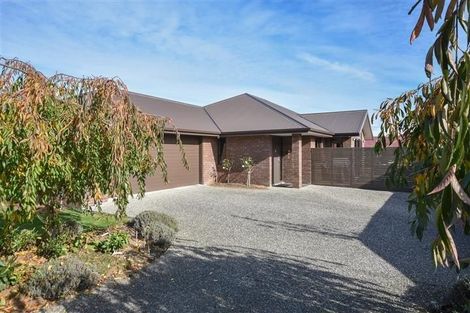 Photo of property in 201 Wingatui Road, Mosgiel, 9024