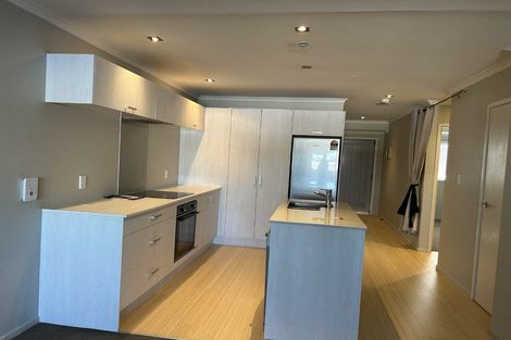 Photo of property in Mooring Apartments, 307/277 Maunganui Road, Mount Maunganui, 3116