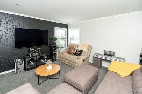 Photo of property in 16 Kapua Crescent, Rototuna North, Hamilton, 3210