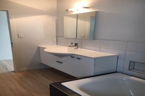 Photo of property in 119 West Tamaki Road, Glen Innes, Auckland, 1072